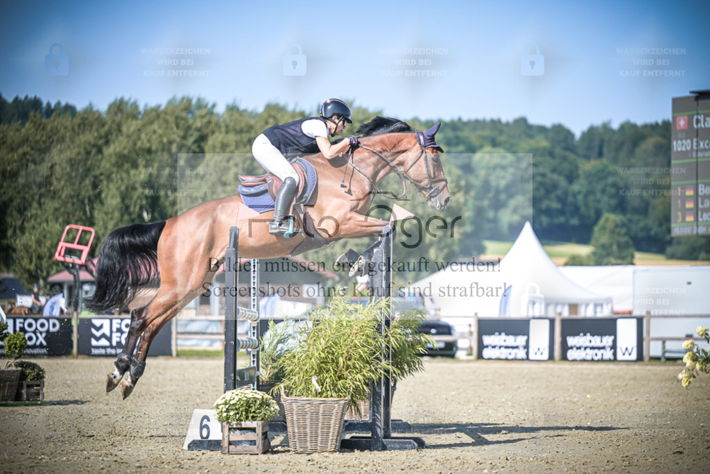 DOS_0918A | Entdecke hochwertige Reitturnierfotos von Foto Oger. Professionell, emotional und authentisch – jetzt Lieblingsmomente im Shop bestellen. - Realisiert mit Pictrs.com