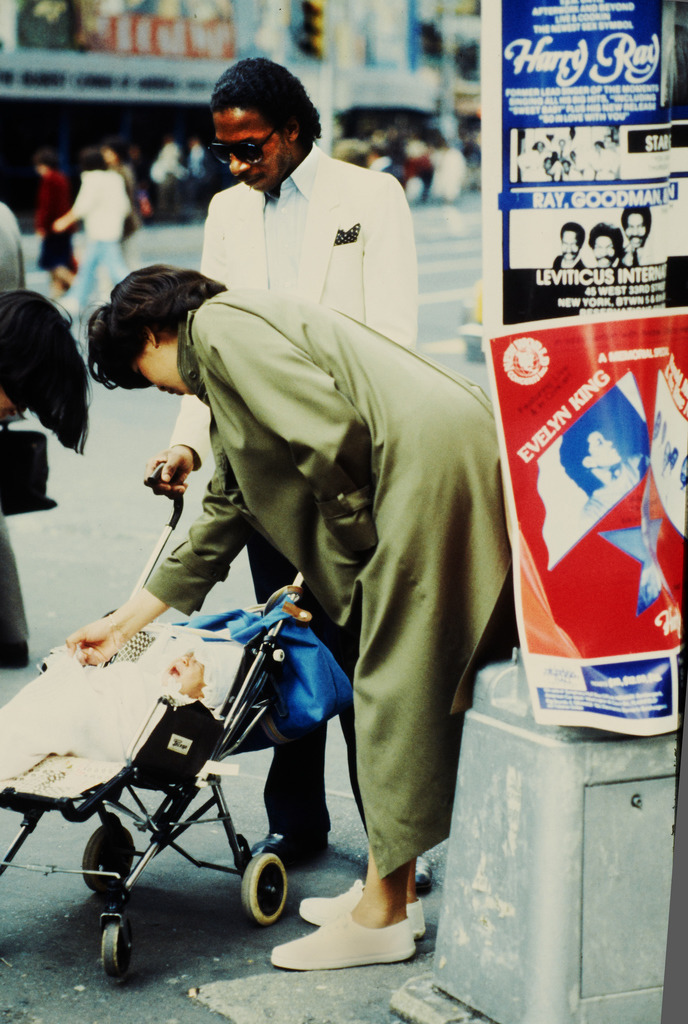 04USA_NYC_sreet_1980_9775 | Beegebilder online. 
BIldarchiv von Beege Fotodesign mit ausgewählten Werken, die sich besonders gut für die Dekoration Ihrer Räume oder Wände eignen. 