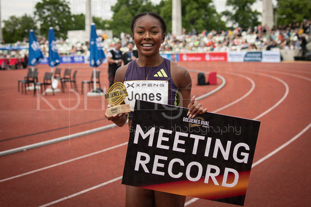 Golden Oval; Dresden, 31.05.2026 | DRESDEN , GERMANY - MAY 31:  Rayniah Jones (USA / United States) after the 100m hurdles with a new meeting record during the Golden Oval Continental Tour Silver meeting on May 31, 2026 at Heinz-Steyer-Stadion in Dresden, Saxony, Germany.