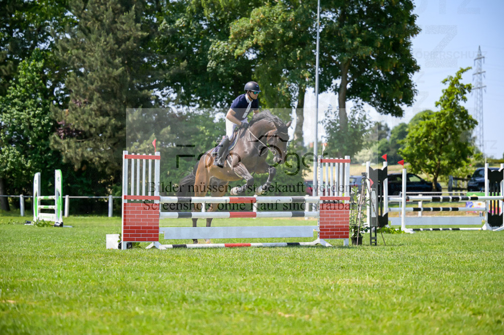 Reitturnier Voxtrup | Entdecke hochwertige Reitturnierfotos von Foto Oger. Professionell, emotional und authentisch – jetzt Lieblingsmomente im Shop bestellen.Deutschlandweite Turnierfotografie. - Realisiert mit Pictrs.com