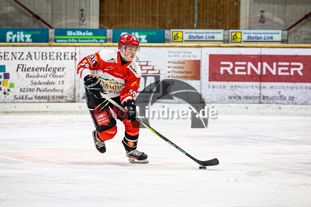 SC Forst NATURE BOYS gegen ESC Hassfurt HAWKS | Eishockey Landesliga Herren Playoffs 2024/25 - Spiel 2 von 4, SC Forst NATURE BOYS gegen ESC Hassfurt HAWKS, 20250222,,2025-02-22 in Peißenberg (Eisstadion Peißenberg)Copyright: WolfgangxLindner foto-lindner.de