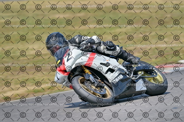 25bt04-1815 | markuskiefer.com - Realisiert mit Pictrs.com