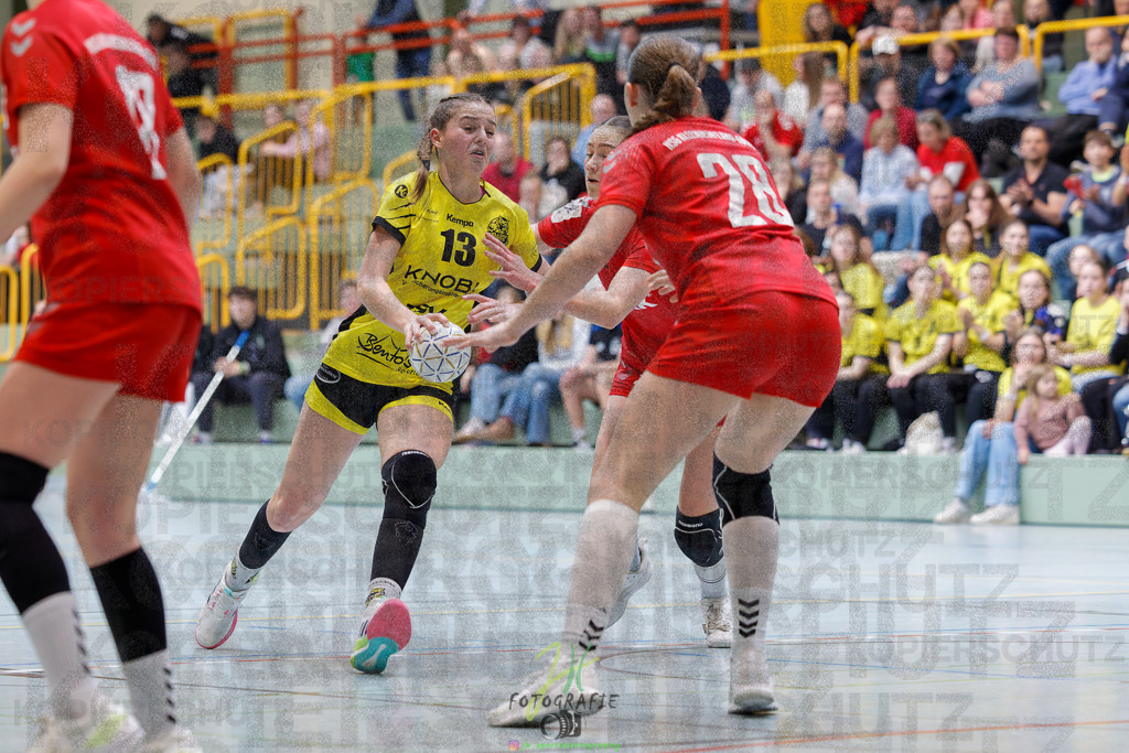 Hessenmeisterschaft wJC - Finale; HSG Kleenheim - HSG Weiterstadt/ Braunsh.Worf. | Hessenmeisterschaft wJC - Finale; HSG Kleenheim - HSG Weiterstadt/ Braunsh.Worf. am 22.03.2025 in Biedenkopf (Sporthalle Lahntalschule)Photo © 2025 - Jörg Heinrich - Realisiert mit Pictrs.com