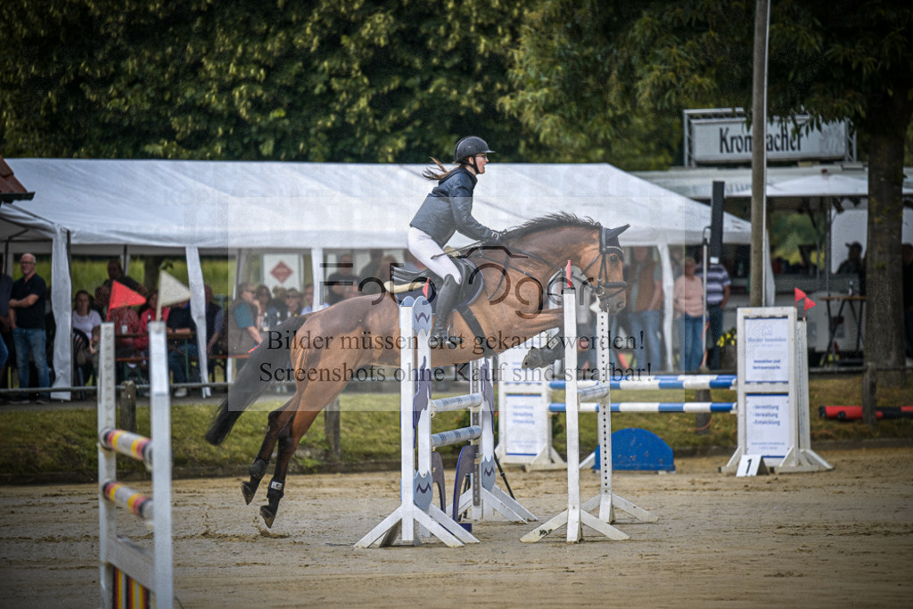 DOS_1608 | Entdecke hochwertige Reitturnierfotos von Foto Oger. Professionell, emotional und authentisch – jetzt Lieblingsmomente im Shop bestellen.Deutschlandweite Turnierfotografie. - Realisiert mit Pictrs.com