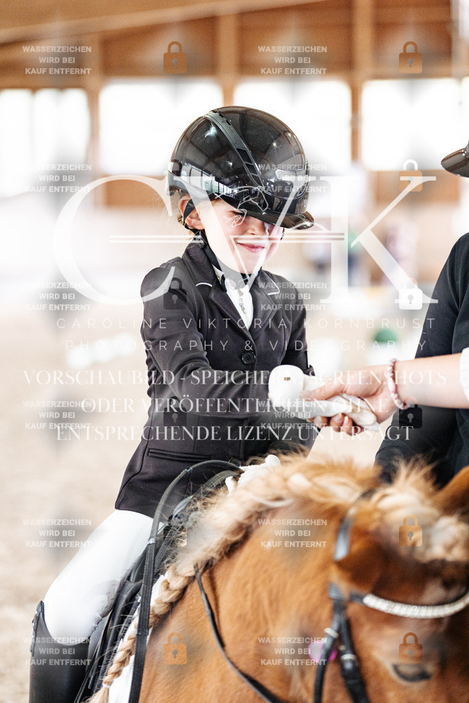 CK902371 | Turnierfotografie Pferdefotografie Trier Rheinland-Pfalz Pferdesport Reitsport Tierfotografie Sportfotografie Pferdevideo Pferdevideografie Equestrianvideography equestrianphotography  - Realized with Pictrs.com