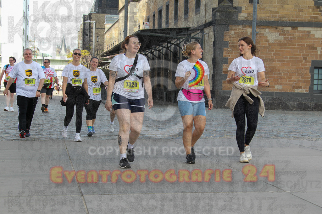 250920_1351_EV4_6799 | Sportfotografie im Rhein-Sieg Kreis, Köln, Bonn, NRW, Rheinland Pfalz, Hessen, etc. Unser Tätigkeitsfeld umfasst den Laufsport vom Volkslauf über den Marathon, Duathlon, Triathon bis zum Ultralauf wie Kölnpfad Ultra oder Schindertrail.