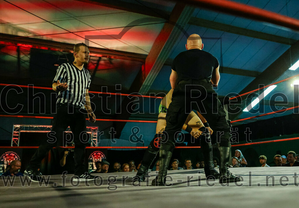 2023-08-12_145_EWS_Wrestling_ERDING | Erding, Deutschland, 12.08.2023:
Wrestling, Saison 2023, EWS Wrestling ERDING

Foto: Christian Riedel / fotografie-riedel.net