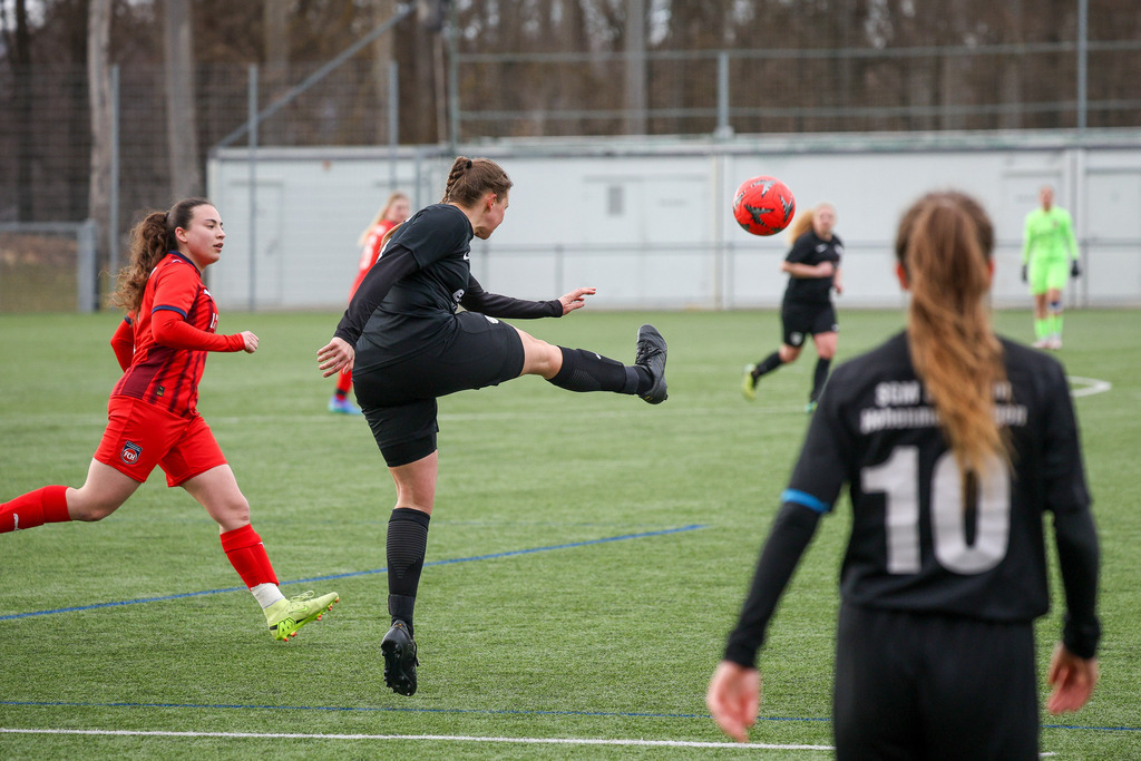 20260329-FCH-HS_069 | 1.FC Heidenheim 1846 II vs. SGM Hohenmemmingen/Sontheim, Fußball, Frauen, Bezirksliga, 2025/2026, 14. Spieltag, 29.03.2026 in Heidenheim, Kunstrasen b. Voith-Arena West(Foto: Michael Bulling) - Realisiert mit Pictrs.com