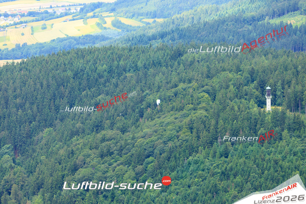 Die Luftaufnahme Seibelsdorf - Marktrodach wurde vom UL-Flugzeug (keine Drohne) aus fotografiert.Hohe Druck- Auflösung-die Geschenkidee!