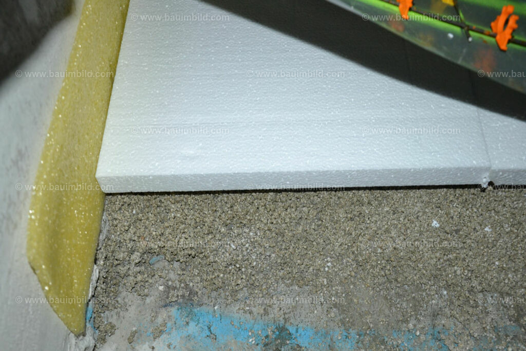 bib-lg19-fussbodenaufbau-0136 | Nach LV-Leistungsgruppen sortierte Detailfotos über den Bau eines Hauses. Alle Hausbau-Bilder direkt vom Urheber und Autor der Website Haus-Selber-Bauen.com