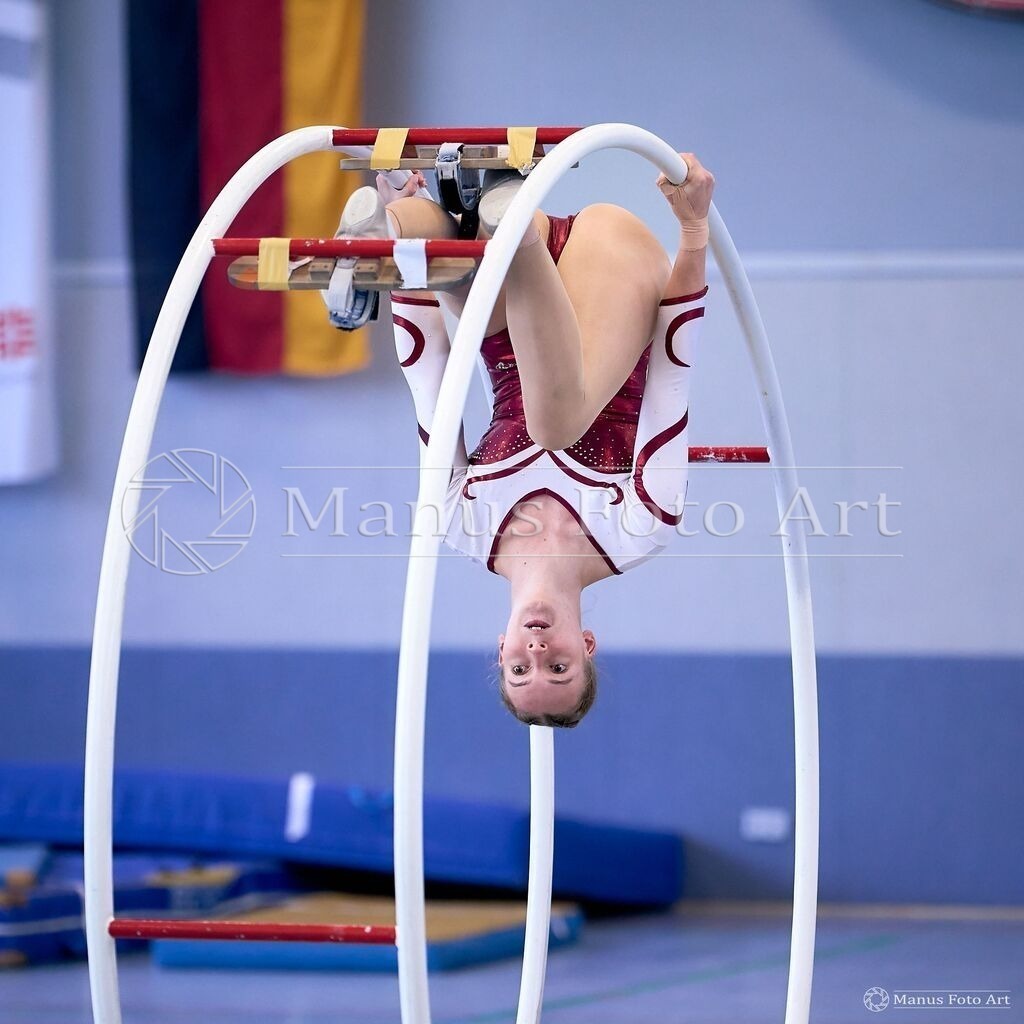 2024-06-20-1-A-DSC03126 | Professionelle Sportfotografie in Hamburg, Schleswig-Holstein und Niedersachsen – spezialisiert auf Rhönrad, Geräteturnen, Leistungsturnen und rhythmische Sportgymnastik. Bundesweite Begleitung von Rhönrad-Events. Jetzt Sport-Fotos - Realisiert mit Pictrs.com