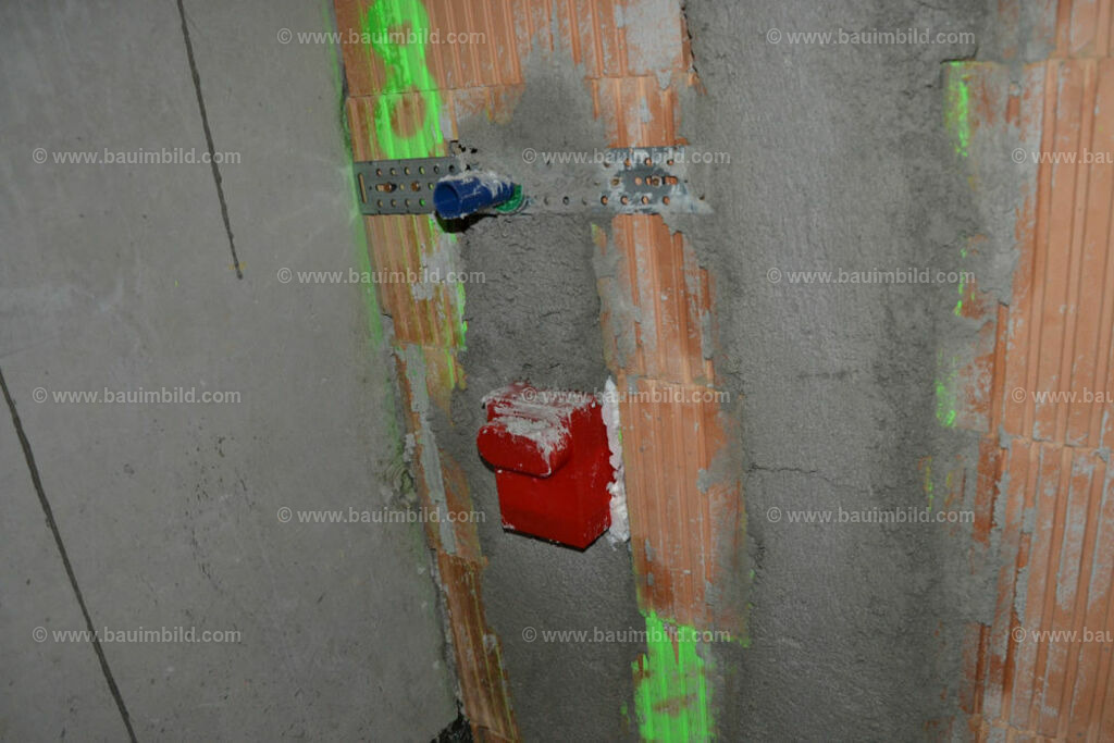 bib-lg07-mauerarbeiten-0272 | Nach LV-Leistungsgruppen sortierte Detailfotos über den Bau eines Hauses. Alle Hausbau-Bilder direkt vom Urheber und Autor der Website Haus-Selber-Bauen.com