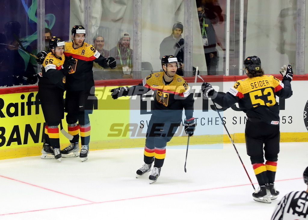 Torjubel GER | Torjubel GER - Realisiert mit Pictrs.com