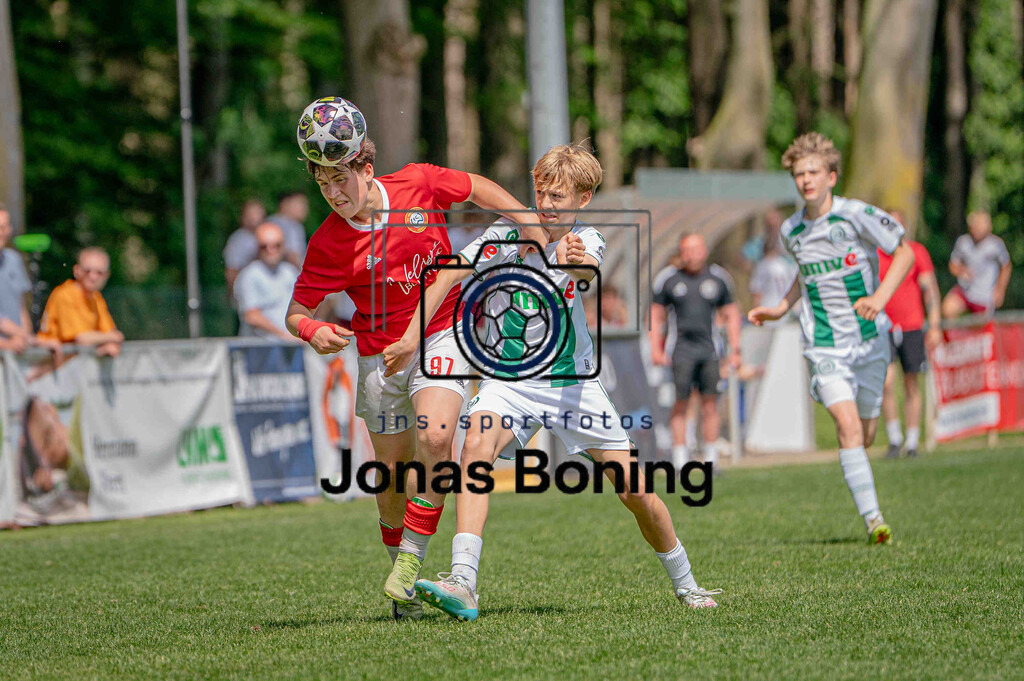 Fußball I C-Junioren I Saison 2025-2026 I Pfingsturnier Langförden I 14084 | jns.sportfotos - Realisiert mit Pictrs.com