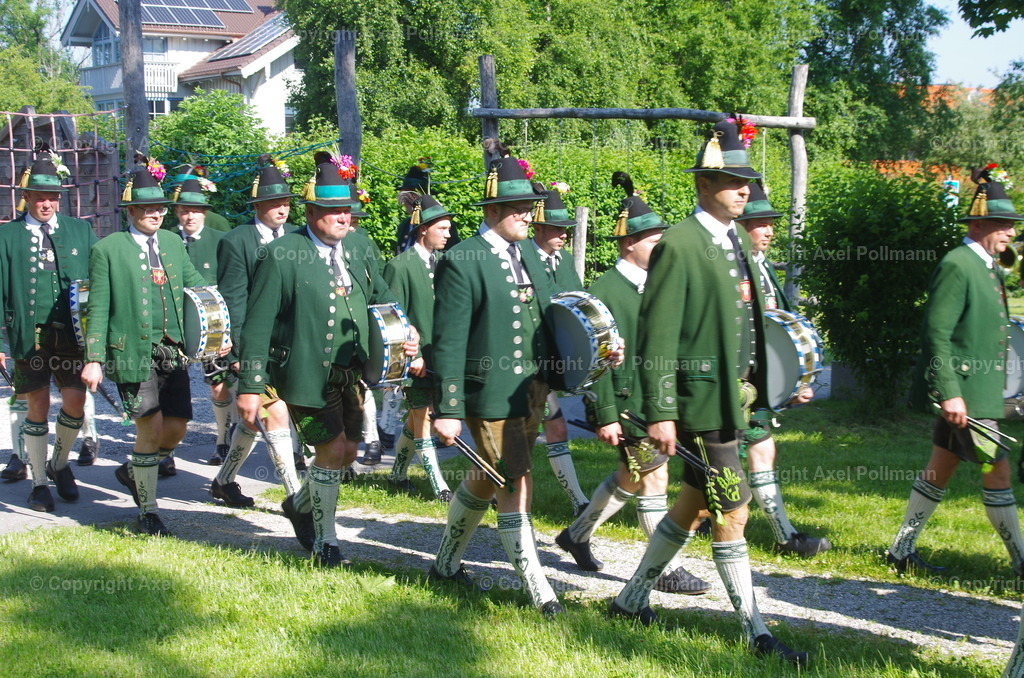 IMGP2931 | fotografiert von Axel PollmannLeonhardi Wallfahrt Benediktbeuern und Murnau, Fronleichnam, Fasching, Landschaft im Loisachtal und Benediktbeuern  - Realisiert mit Pictrs.com