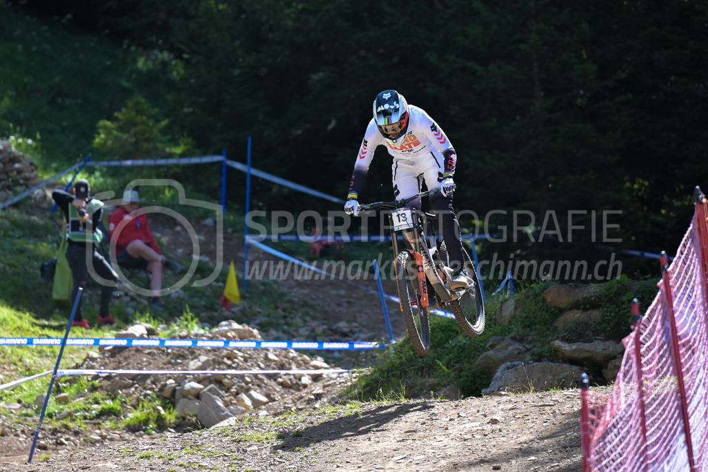UCI Mountain Bike World Cup Lenzerheide 2022 - Downhill - 9. July 2022 | UCI Mountain Bike World Cup Lenzerheide 2022 - Downhill
Bike Kingdom, Lenzerheide
#13 MINNAAR Greg (RSA)
Bild: Sportfotografie Markus Aeschimann | www.markus-aeschimann.ch - Realisiert mit Pictrs.com