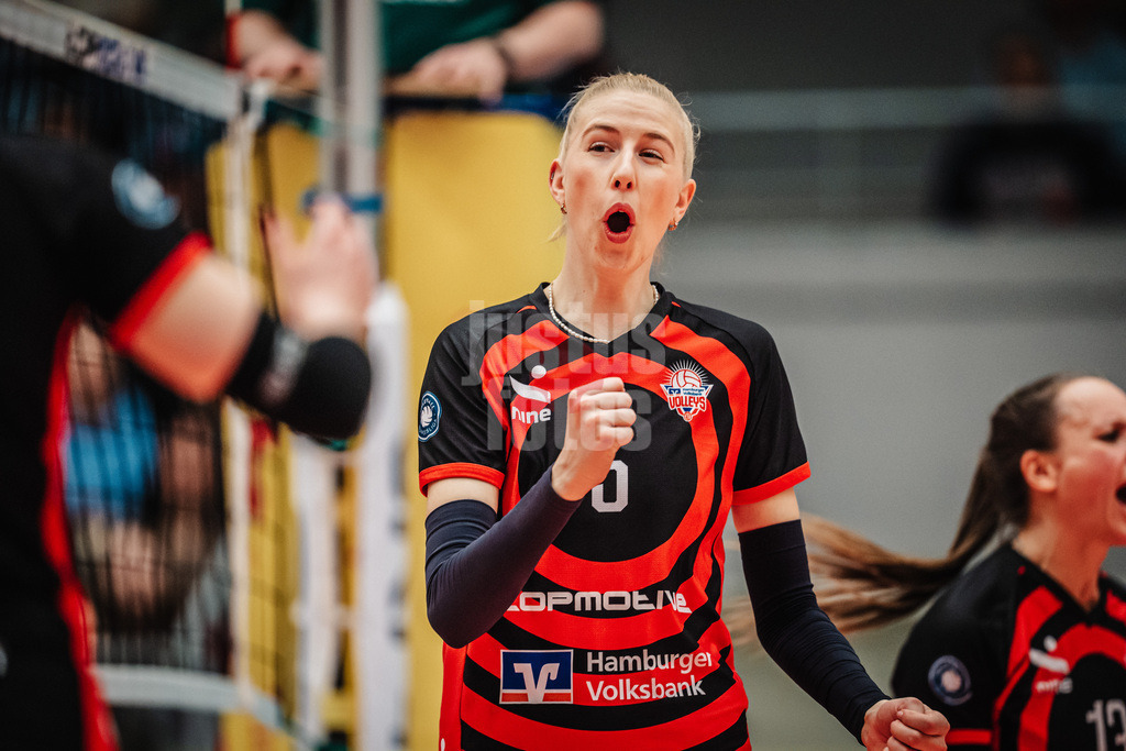 Volleyball | Frauen | Saison 2025/2026 | Volleyball Bundesliga | ETV Hamburger Volksbank Volleys vs. VC Wiesbaden | 14.03.2026 | Anna Hartig (#5, ETV Hamburger Volksbank Volleys) jubelt