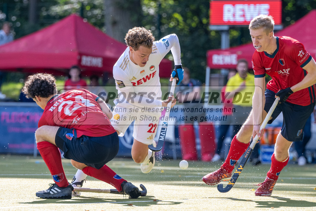SFE_20230923_0035 | Hockey 1. Bundesliga Herren Rot-Weiss - Berliner HC am 23.09.2023 in Köln (KTHC Stadion Rot-Weiss Köln Tennis and Hockey Club), Photo: Stephan Fehrmann 2023 (Sports-Gallery),Michel Struthoff ( Rot-Weiss Köln #22 )