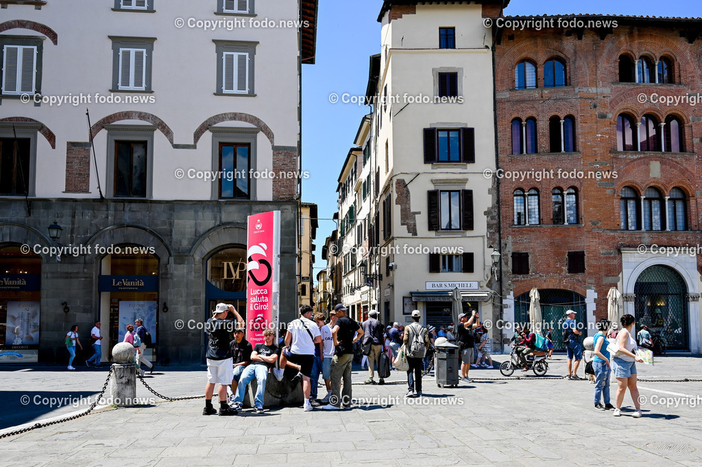 Italien_ Toscana_ Lucca_ 29.05.2024-52 | 29.05.2024, Italien, ITA, Toskana, Lucca im Bild Stadtansichten, Gebäude, Architektur, Touristen, Historisch, Souvenier, 


Lucca ist die Hauptstadt der Provinz Lucca in der Toskana. Sie liegt im Tal des Flusses Serchio etwa 20 km nordöstlich von Pisa und 20 km östlich der toskanischen Küste
Quelle: Wikipedia
