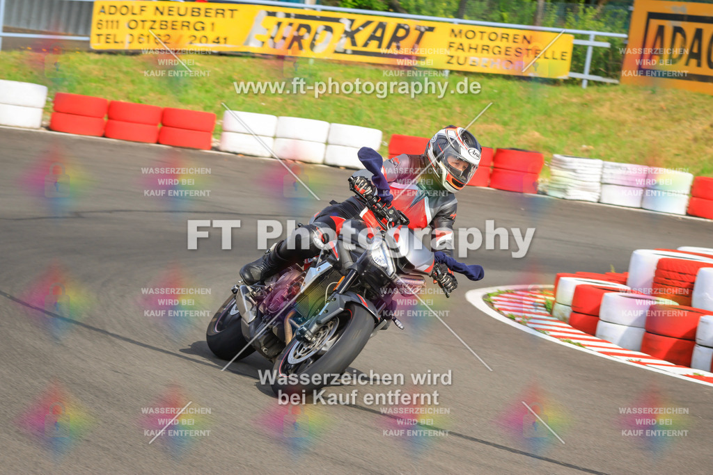 _DSK2092 | Hier findet Ihr Bilder von Touristenfahrten auf der Nürburgring Nordschleife oder von anderen Veranstaltungen die ich besucht habe. Viel Spass beim Durch Schauen 