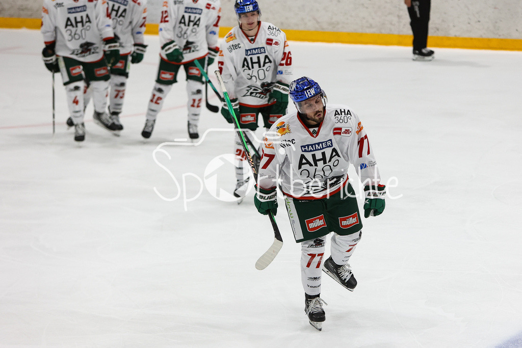 SC Langnau Tigers - Augsburger Panther | Jubel nach dem ersten Tor in dieser Saison / Der Ausgleich durch Luca TOSTO (AEV #77)