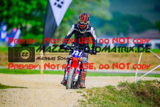 MaZZes_FotoMatrix_240608_6007705_4814 | YOUNGSTER