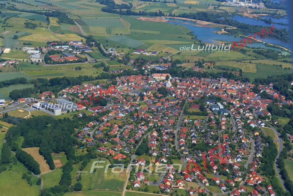 Luftbild von  Baunach - Luftaufnahme wurde 2015 von https://frankenair.de mittels Flugzeug (keine Drohne) erstellt - die Geschenkidee