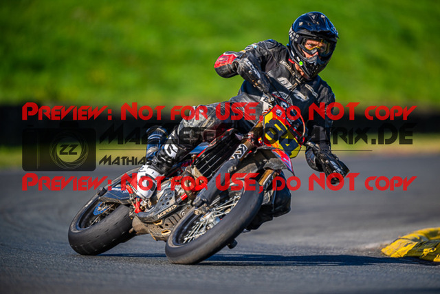 MaZZes_FotoMatrix_230930_2952 | S1