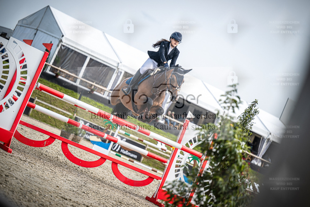DOS_1481 | Entdecke hochwertige Reitturnierfotos von Foto Oger. Professionell, emotional und authentisch – jetzt Lieblingsmomente im Shop bestellen. - Realisiert mit Pictrs.com