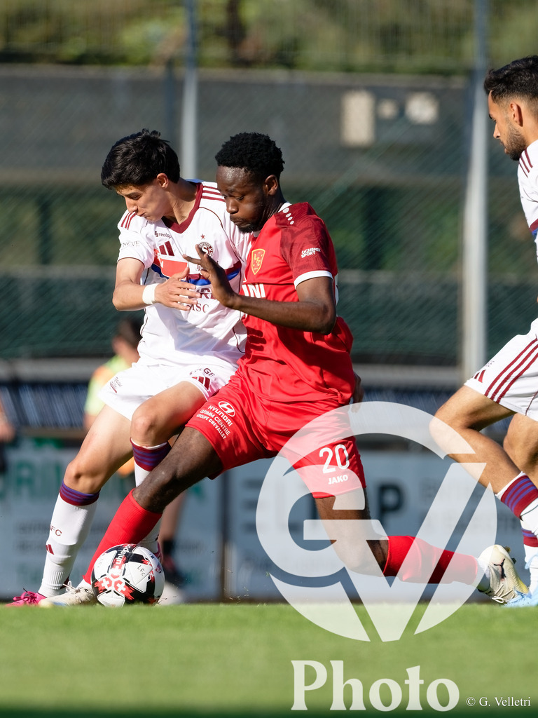 Lancy FC  v Servette FC M-21  - 1ere ligue Classic  | Geneva, Switzerland - April 25 : during the 1ere ligue Classic  match between Lancy FC  and Servette FC M-21  at Stade de Marignac on April 25 , 2026 in Geneva, Switzerland.