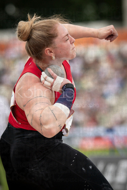 Golden Oval; Dresden, 31.05.2026 | DRESDEN , GERMANY - MAY 31:  Alina Kenzel (GER / Germany) competes in the women’s shot put during the Golden Oval Continental Tour Silver meeting on May 31, 2026 at Heinz-Steyer-Stadion in Dresden, Saxony, Germany.