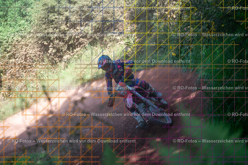 Wolfshausen 3 Lauf -788 | Sportfotografie von RO-Fotos: Motorsport, Motocross, Enduro, Laufveranstaltungen und Triathlon. Professionelle Fotos von Sportlern und Events. - Realisiert mit Pictrs.com