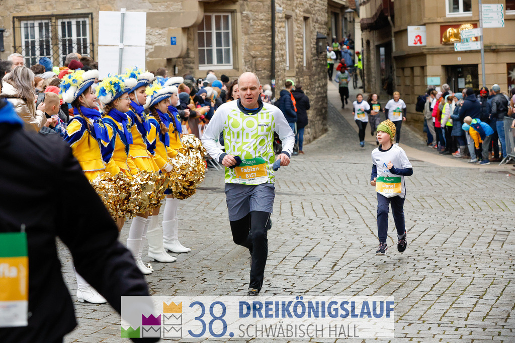 5km Roewisch Wohnbau Cup | 3 Koenigslauf 2024 5km Roewisch Wohnbau Cup - Realisiert mit Pictrs.com