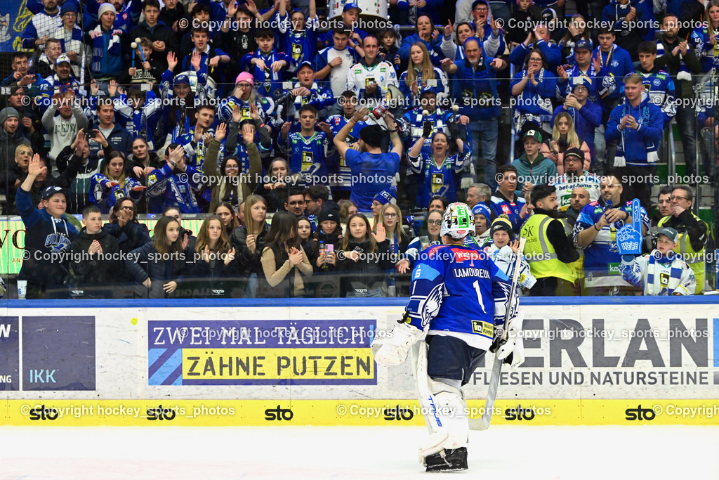 EC IDM WÄRMEPUMPEN VSV vs. HC Bozen | Verabschiedung #1 LAMOUREUX Jean Philippe EC VSV, EC VSV Fans, EC IDM WÄRMEPUMPEN VSV vs. HC Bozen, EC IDM WÄRMEPUMPEN VSV vs. HC Bozen am 14.03.2025 in Villach (Stadthalle Villach), Austria, (Photo by Bernd Stefan)