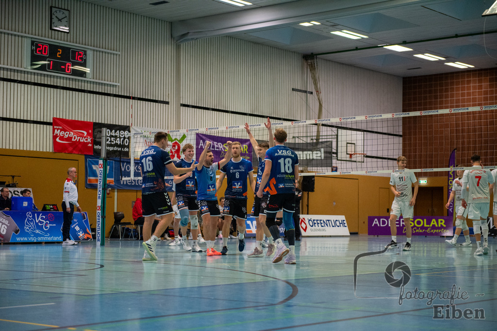 VSG Ammerland-Oldenburger TB | Regionalliga; VSG Ammerland (blau)-Oldenburger TB (weiß) am 18.01.2025 in Bad Zwischenahn (Sporthalle Schilldestraße ), Photo: Philip Eiben 2025 - Realisiert mit Pictrs.com