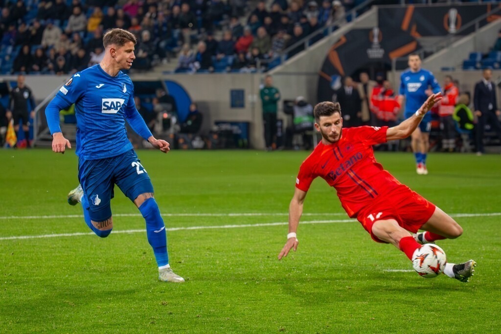 Fußball UEFA Europa League, Saison 2024/25, 6. Spieltag: TSG Hoffenheim gegen Steaua Bukarest | Fußball UEFA Europa League, Saison 2024/25, 6. Spieltag: TSG Hoffenheim gegen Steaua Bukarest - Realisiert mit Pictrs.com