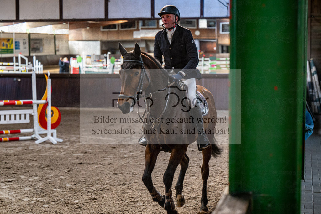 20240308-DOS_3552 | Entdecke hochwertige Reitturnierfotos von Foto Oger. Professionell, emotional und authentisch – jetzt Lieblingsmomente im Shop bestellen.Deutschlandweite Turnierfotografie. - Realisiert mit Pictrs.com