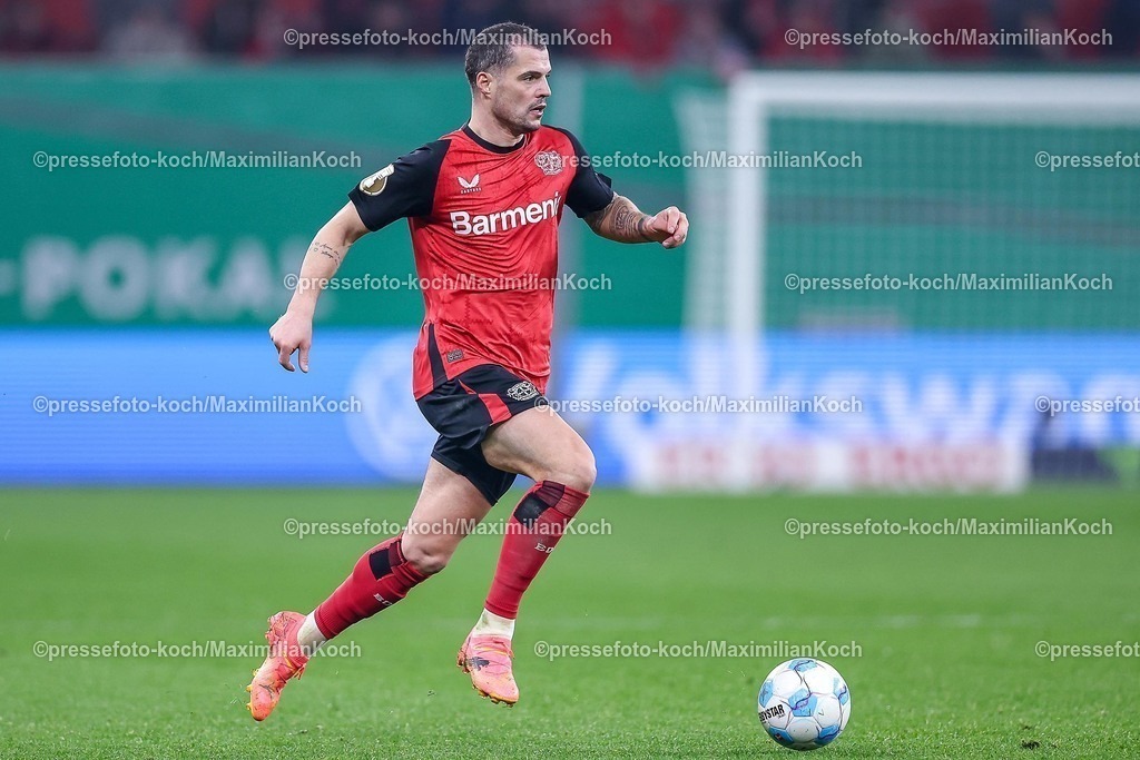 DFB05022502279 | 05.02.2025, Fußball, DFB-Pokal Viertelfinale, Bayer 04 Leverkusen - 1.FC Köln, BayArena, Saison 2024 2025: Granit Xhaka (Bayer04 Leverkusen #34)DFB regulations prohibit any use of photographs as image sequences and or quasi-video.