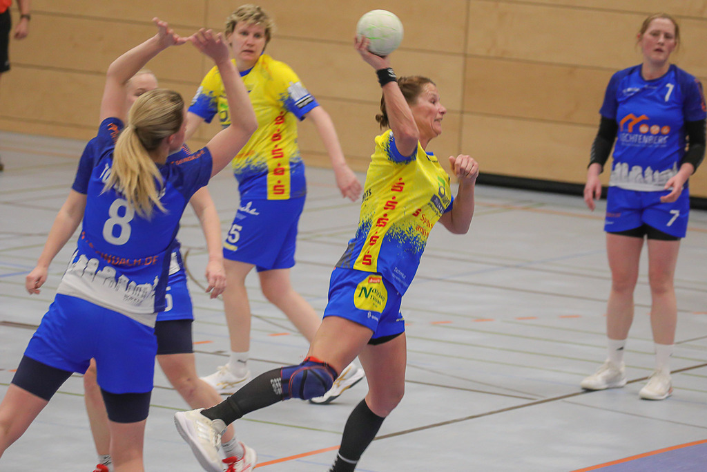 TvBorkenIII_SVN_220325_227 | Bildergalerie von Sport-Ereignissen aber auch von weiteren spannenden Dingen - nicht nur vom Niederrhein. In Anlehnung an den bekannten Spruch von Hanns Dieter Hüsch heißt das Motto: "Niederrhein ist überall".  - Realisiert mit Pictrs.com