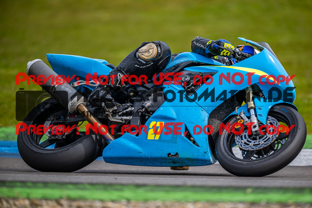 MaZZes_FotoMatrix_230410_2403 | ROT