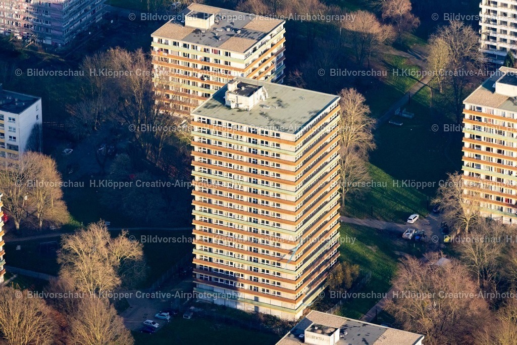 Luftbilder Mönchengladbach-7752 | Luftbildfotografie Hochhaus- Ensemble " Römerbrunnen " an der Straße Römerbrunnen in Mönchengladbach im Bundesland Nordrhein-Westfalen, Deutschland - Realisiert mit Pictrs.com