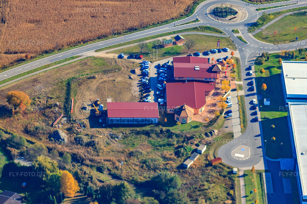 Luftbild: Lindas Tanzwelt in Hagenbach im Bundesland Rheinland-Pfalz in Deutschland. Foto: IMG_35274.jpg vom 31.10.2010 durch Werner Riehm/FLY-FOTO.de
