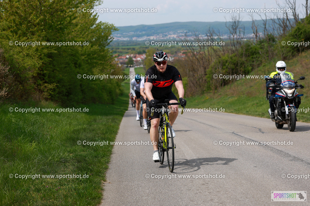 430_AR6_0376 | Neusiedlersee Radmarathon 2026@sportshot_your_pictrs #yourpictures#roadtowm2029 #nrm #neusiedlerseeradmarathon #neusiedlersee #neusiedlerseetourismus #burgenland #mörbisch #nrm26 #burgenlandtourismus #voglundco #poweredbyburgenlandtourismus #radsport #rad #marathon #ucigranfondo #visitburgenland #ucigranfondoworldseries