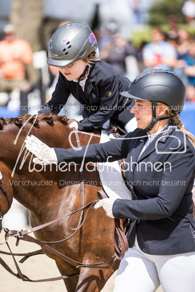 BHO-Führzügel1-028 | MomenTaufnahmen Pferdesportfotos