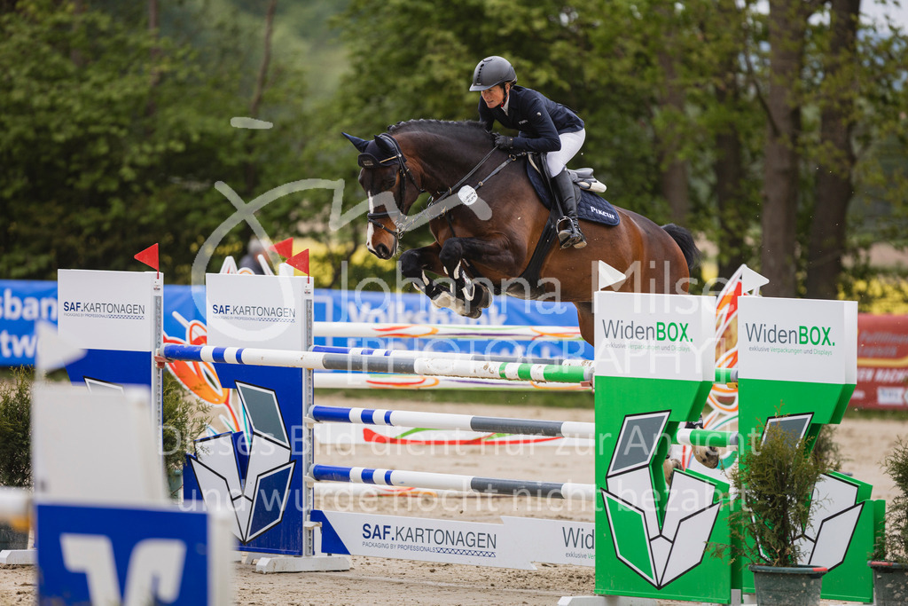 250504_SpengeW_Stil-S-518 | Deine schönsten Turniermomente als professionelle Fotos! Entdecke hochwertige Pferdesport-Fotografie im Online-Shop. Jetzt Fotos finden & bestellen!