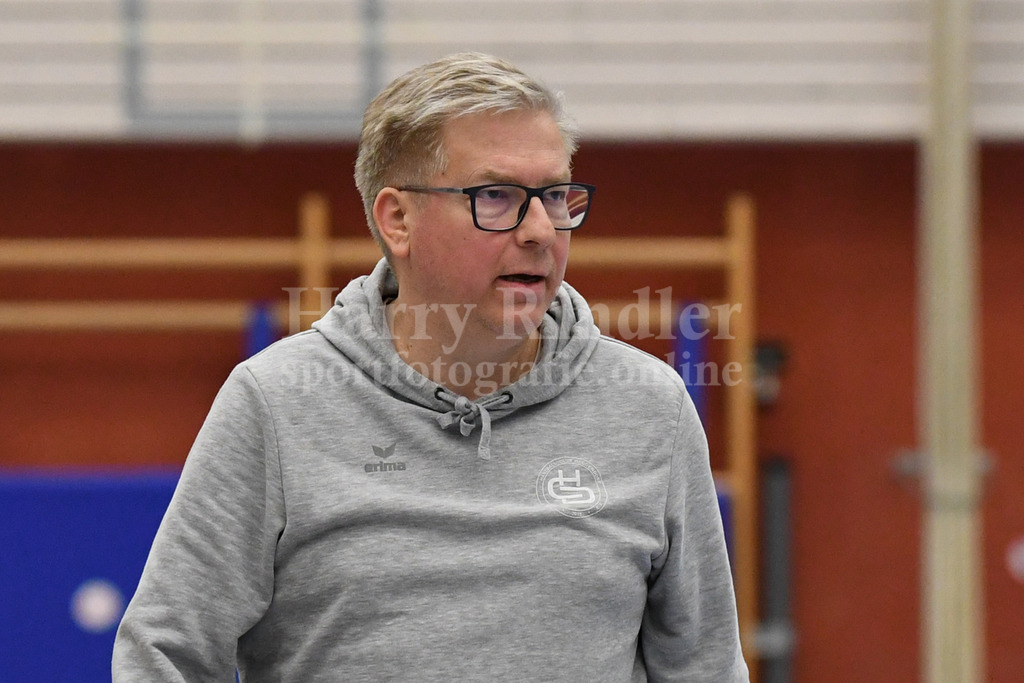 HC Deggendorf : TSV Simbach II   | Kai-Uwe  Herrlich  (Trainer HC Deggendorf) - Realisiert mit Pictrs.com