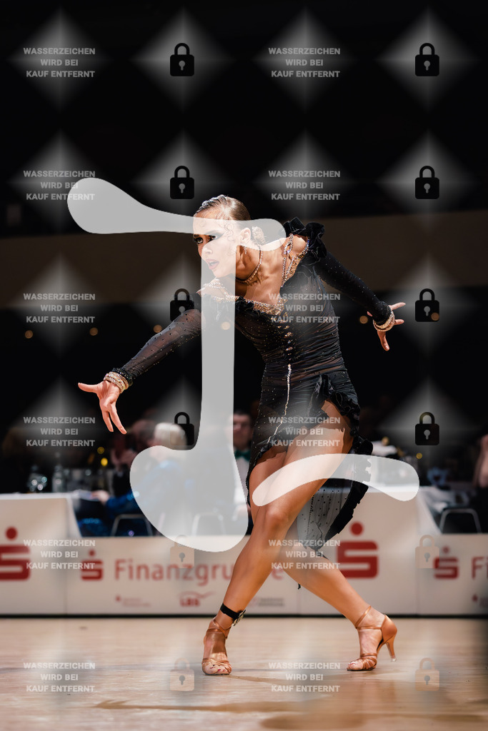 Goldstadtpokal 2025 - WDSF Open Latin Youth 6th (85) Michael Bakscheev _ Julie Meck (Schwarz-Weiß-Club Pforzheim)-2025-01-25-0601 | Webshop for digital downloads and prints of dance sport, event & show photographer Julian Link - Realisiert mit Pictrs.com