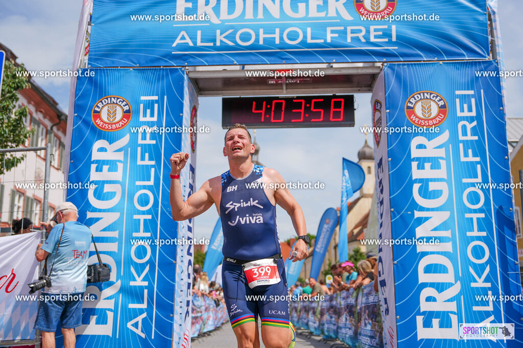 DSC04815 | Stadttriathlon Erding 2025. #yourpictrs #sportshot_your_pictrs @Sportshotphotography #stadttriathlonerding Copyright: www.sportshot.de