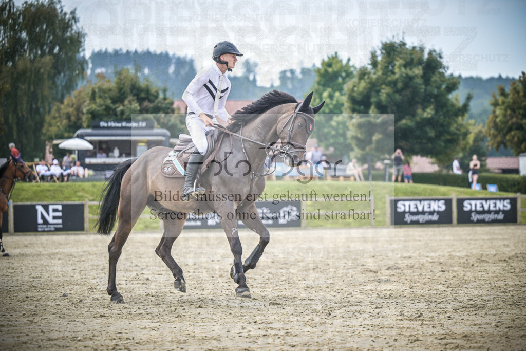 DOS_2318 | Entdecke hochwertige Reitturnierfotos von Foto Oger. Professionell, emotional und authentisch – jetzt Lieblingsmomente im Shop bestellen.Deutschlandweite Turnierfotografie. - Realisiert mit Pictrs.com