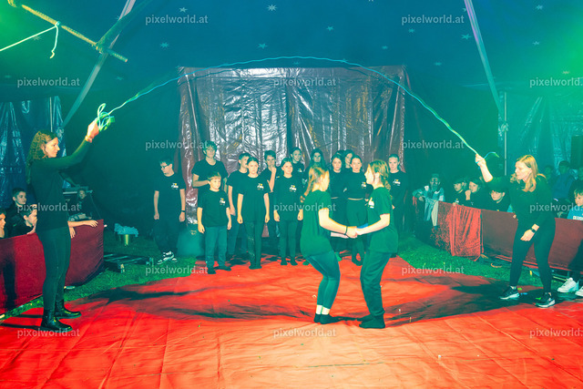 Zirkusvorstellung der MS Feldkirchen Digital | Bildershop von pixelworld.at - Realisiert mit Pictrs.com